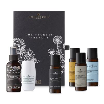 HOBEPERGH Essential Day For Love Yourself Gift Set